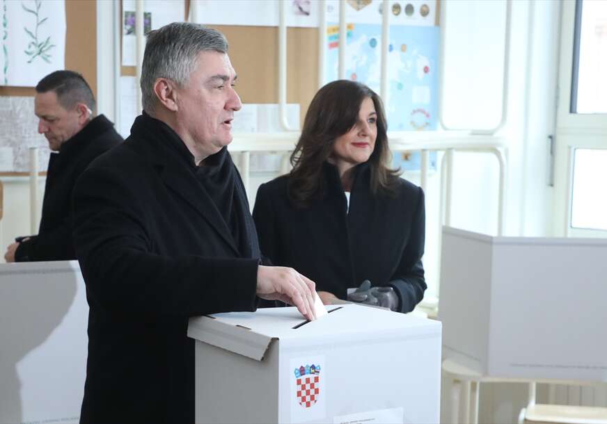 Zoran Milanović glasao je na biračkom mjestu u 2. krugu predsjedničkih izbora