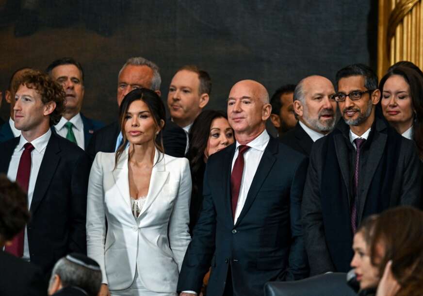 Loren Sančez i Džef Bezos na Trampovoj inauguraciji