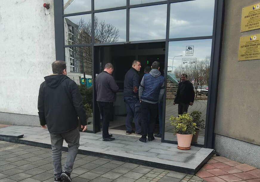 FOTO: USTUPLJENA FOTOGRAFIJA