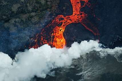 (VIDEO) "MALE FONTANE LAVE" Ponovo eruptirao najaktivniji vulkan u svijetu