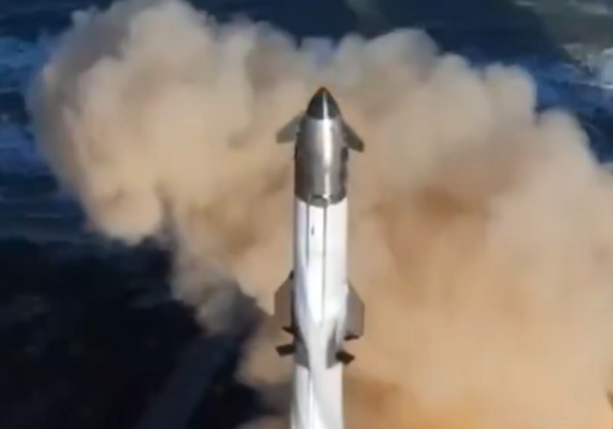 (VIDEO) PROBLEMI TOKOM PROBNOG LANSIRANJA Raketa Staršip, kompanije Ilona Maska, raspala se nakon polijetanja