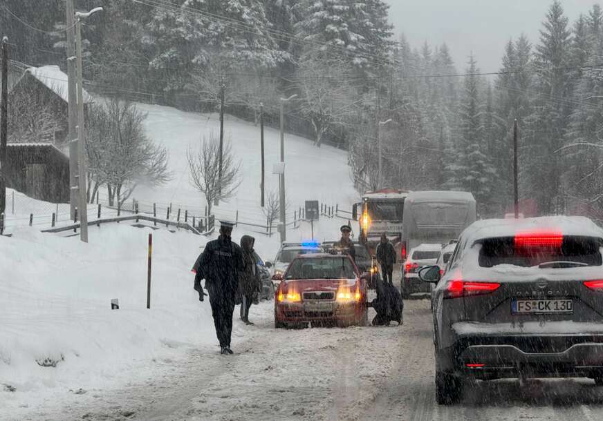 otežan saobraćaj zbog snijega na putu Pale - Jahorina
