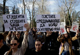 “Studenti u Srbiji inspirišu ljude širom svijeta” Organizatori današnjeg skupa u Banjaluci traže kazne za one koji su ZAKLJUČAVALI SREDNJOŠKOLCE