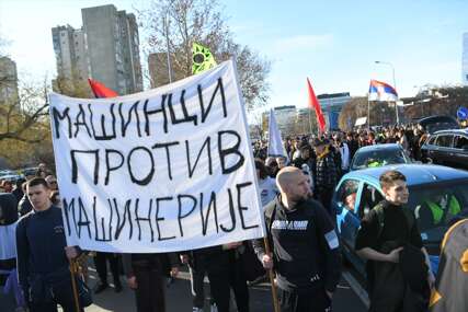 "S ljubomorom ih gledam, rado bih tako nešto vidio i u rodnom gradu" Legendarni hrvatski režiser o studentskim protestima u Srbiji