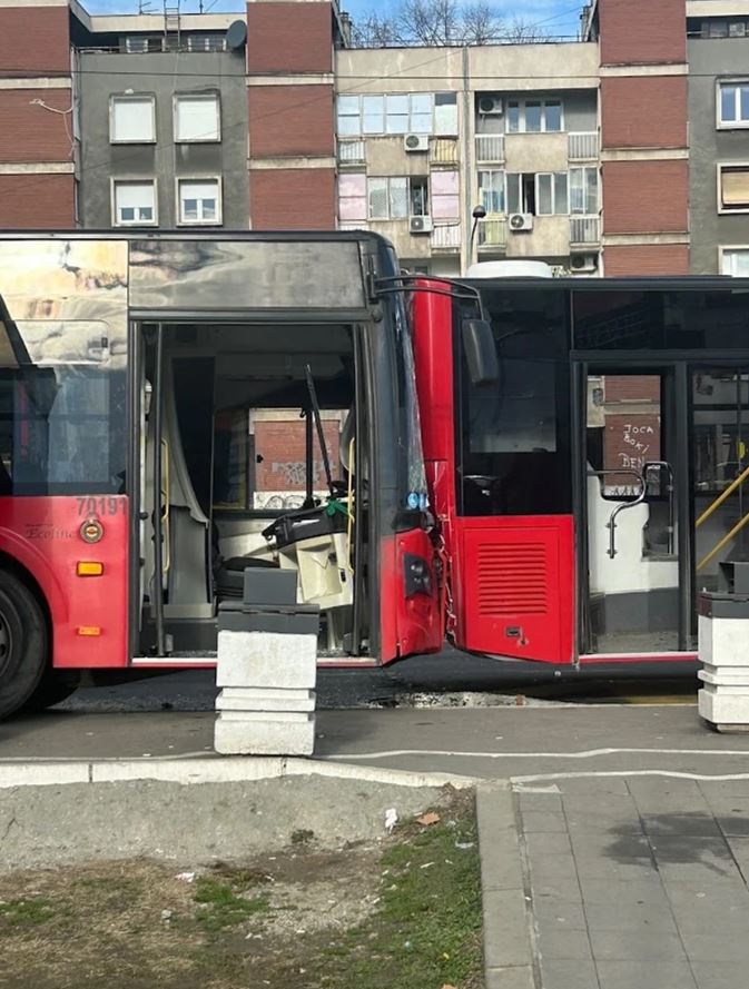 Sudar dva autobusa u Beogradu