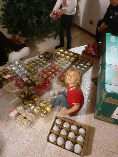 FOTO: USTUPLJENE FOTOGRAFIJE
