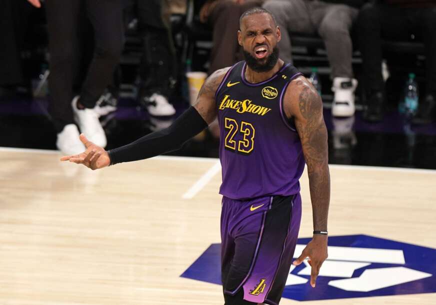 Lebron Džejms 