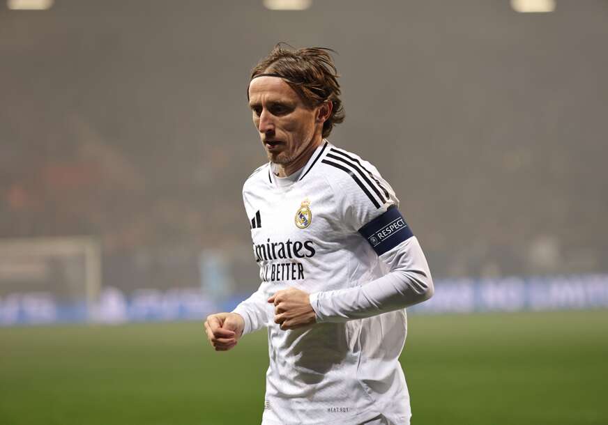 (FOTO) Jang i više nije tako mlad: Ovo su neki od legendarnih fudbalera koji u poznim godinama igraju na najvišem nivou, a predvodi ih Modrić