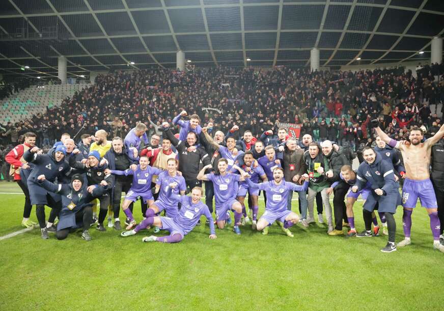 (FOTO) "Na Gradskom da damo 200% sebe, na terenu i na tribinama" Oglasio se Borac nakon odluke UEFA da zabrani odlazak navijača u Beč