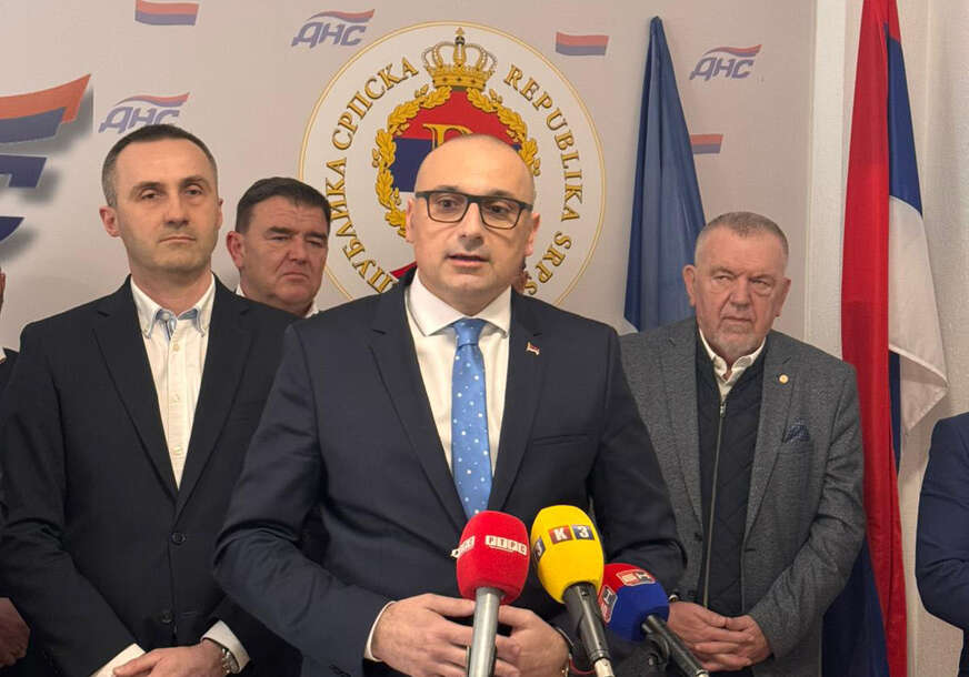 (FOTO) DNS i NPS pružili podršku Nešiću „Zajedno nastavljamo dalje“
