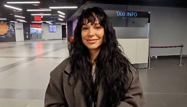 (VIDEO, FOTO) "Gledam psihopate i estradne budale" Edita Aradinović promijenila frizuru, OPLELA PO KOLEGAMA i progovorila o privatnom životu