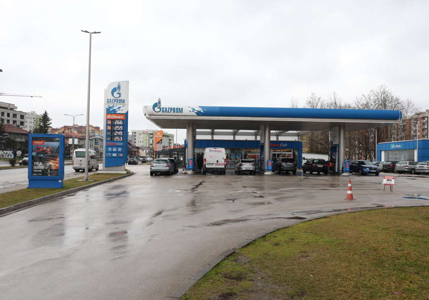 STUPILE NA SNAGU AMERIČKE SANKCIJE Plaćanje na Gazprom pumpama u BiH SAMO KEŠOM