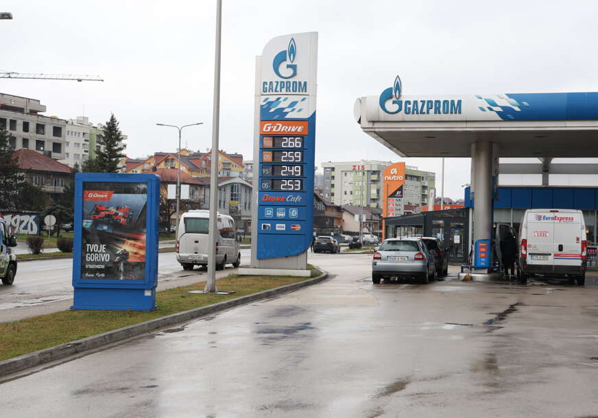 "I gnjavaža i blamaža": Vozači OPREZ, na ovim benzinskim pumpama primaju samo keš