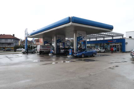 Američke sankcije NIS-u GASE BENZINSKE i u BiH: Zatvorena Gazpromova pumpa u Ljubuškom