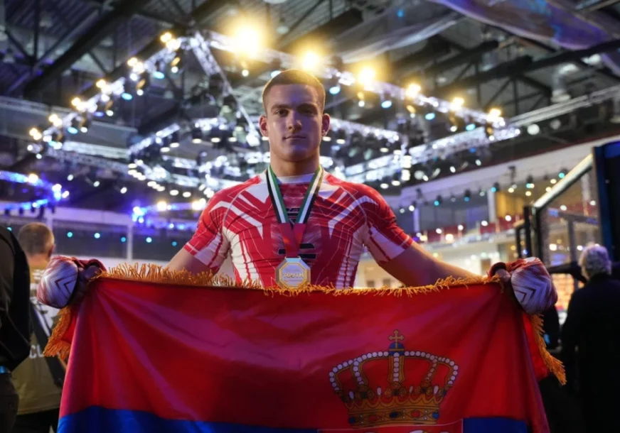 "Blagojević je po svemu prikazanom pravi šampion" MMA Savez Srbije saopštio da je Srbinu "ukradena" zlatna medalja