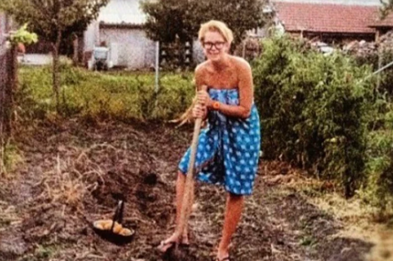 (FOTO) Pjevačica sa suprugom obrađuje PLANTAŽU ORAHA: Tijana Dapčević otkrila koje radove obavlja i kolika joj je zarada