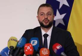 Nešković BEZ PARDONA po vladajućoj stranci „SNSD pravi više BiH, a manje Republike Srpske“
