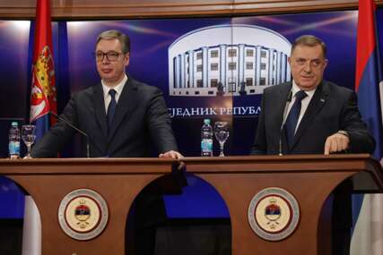 (FOTO) "Srpski sastanak u Kremlju" Vučić se SASTAO SA DODIKOM u Moskvi