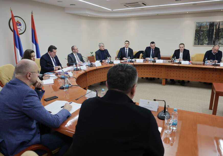 (VIDEO, FOTO) Sjednica Kolegijuma NSRS u Banjaluci: Prisustvuju šefovi poslaničkih klubova i predstavnici Vlade Srpske