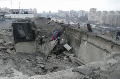 (VIDEO, FOTO) RUSKE SNAGE NAPALE ODESU Balističke rakete razorile centar grada, gorio i čuveni hotel