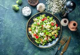 Idealna za vrele dane: Osvježavajuća ljetnja salata gotova za nekoliko minuta