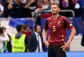 (FOTO) Riješio da okači kopačke o klin: Legendarni Belgijanac odlučio da završi karijeru na kraju sezone