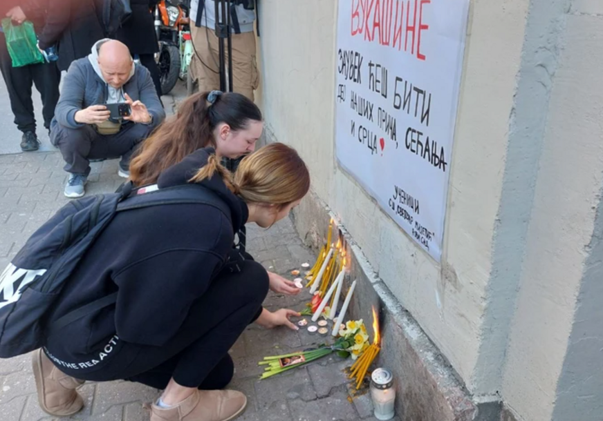 Sutra Dan žalosti u Srbiji: Obilježava se godišnjica stradanja građana zbog urušene nadstrešnice