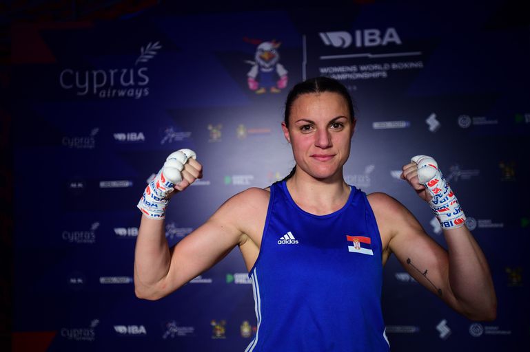 Veliki uspjeh za srpski boks: Anđela Branković u finalu Svjetskog prvenstva u Nišu