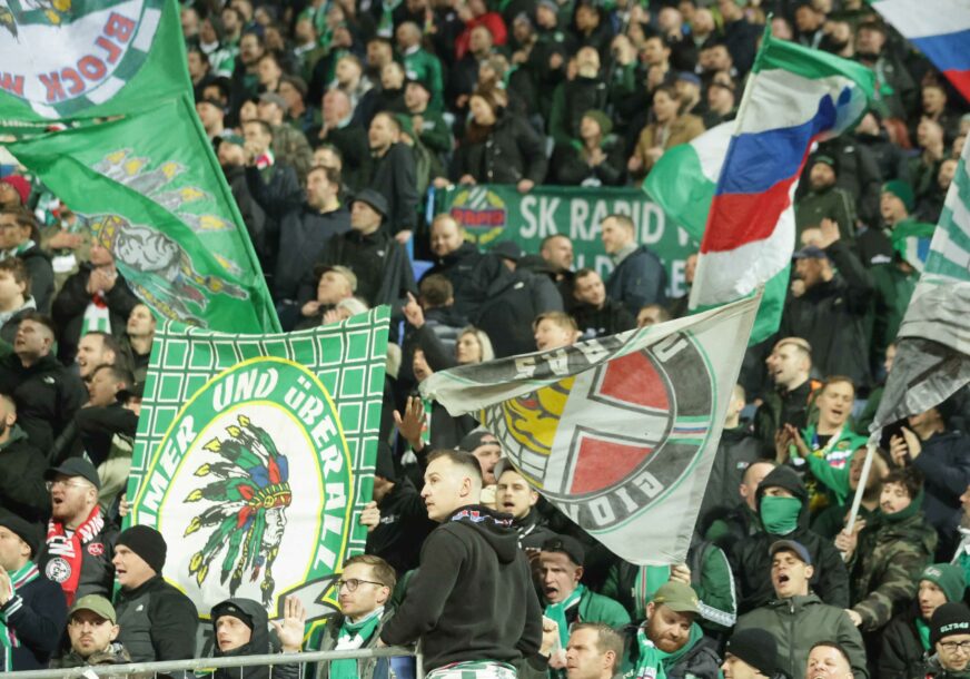 DRAMA U BEČU Navijači Borca napadnuti pred početak meča