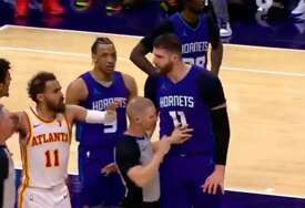 (VIDEO, FOTO) NURKIĆ PONOVO U CENTRU PAŽNJE Reprezentativac BiH nakon ovog poteza postao predmet ismijavanja na mrežama