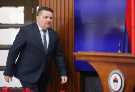 "Dodik nema pravo da se povuče, BEZ GLASA NARODA" Stevandić najavio posebnu sjednicu NSRS, ključne dvije tačke