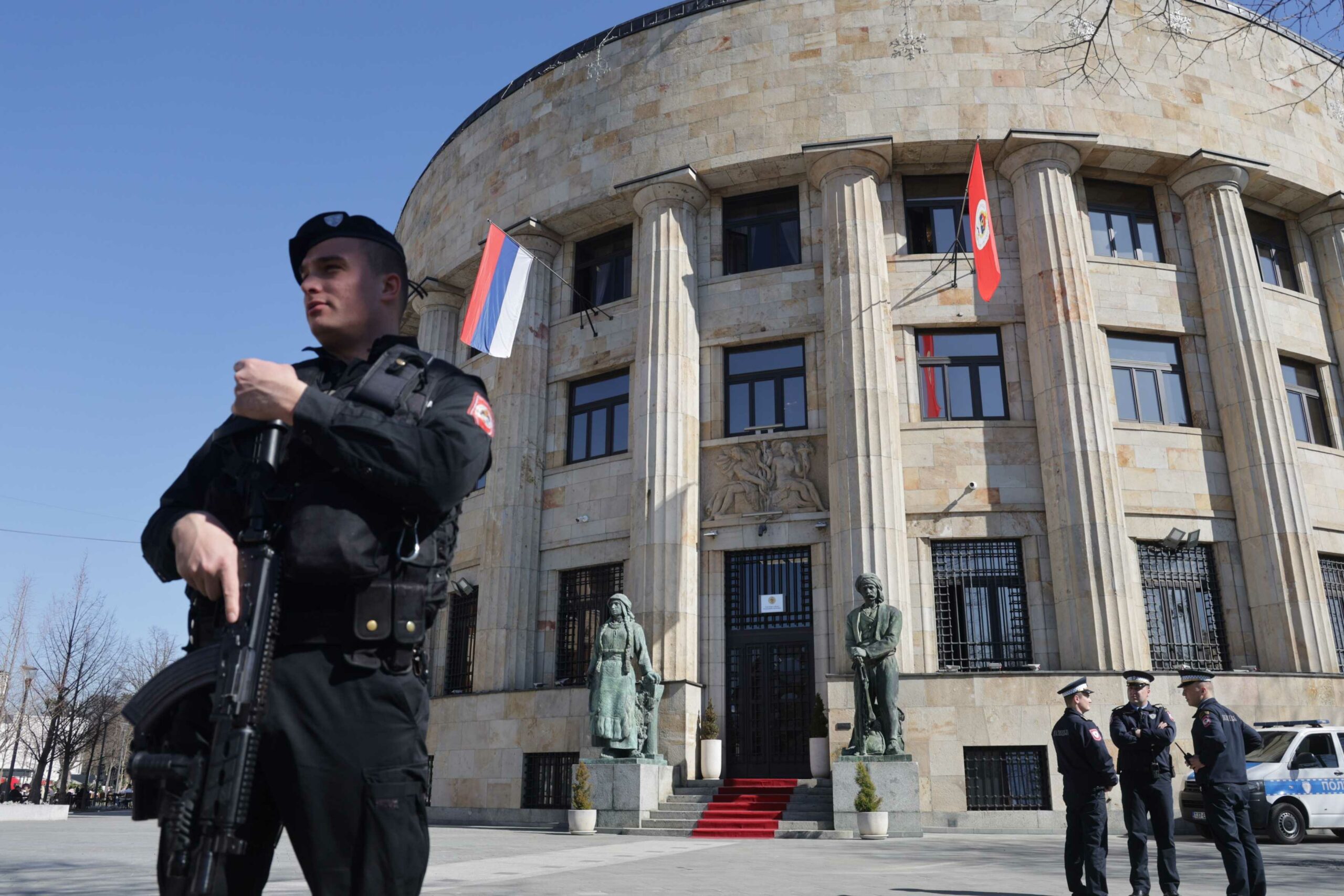 Da li je u pitanju povećana bezbjednost predsjednika RS Milorada Dodika ili nešto drugo, za sada nije poznato