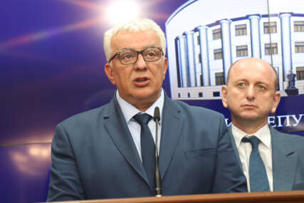 Glasalo se tajno na listićima: Odbijena inicijativa za smjenu Mandića