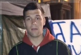 (VIDEO) "OSTAJEMO OVDJE" Studenti iz Pionirskog parka istakli da se žele boriti za svoje znanje