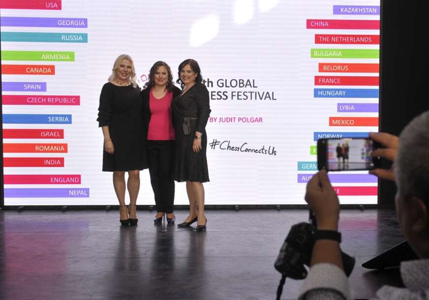 Suzan, Judit i Sofija Polgar