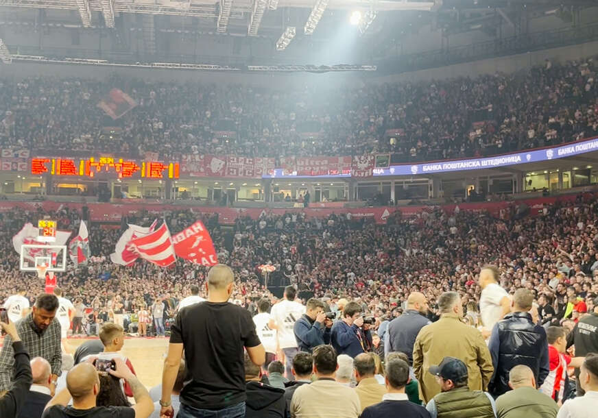 (FOTO) Ovacije za Kampaca: Bivši igrač Zvezde sjajnim gestom usrećio dječaka