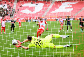Teško će ga zadržati: Milionska ponuda stigla za napadača Crvene zvezde