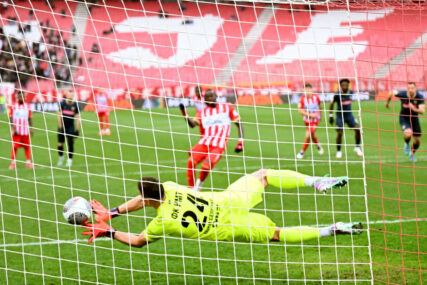 Teško će ga zadržati: Milionska ponuda stigla za napadača Crvene zvezde