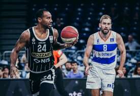 (FOTO) MORNAR ZAMALO NAPRAVIO SENZACIJU Partizan nakon neizvjesne završnice uspio da savlada Barane