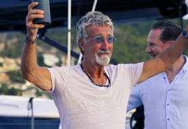 Izgubio bitku sa rakom: Preminuo Edi Džordan, legenda Formule 1