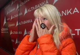 "Mazali smo paštetu na hljeb" Pjevačica danas UŽIVA U BOGATSTVU, a priča o njenom djetinjstvu nikoga ne ostavlja ravnodušnim