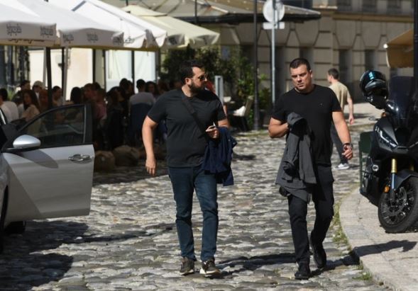 "Ako si Viktor, imaš 43 godine i iz Pančeva si, javi se" Hrvat Tonči iz Splita poslije 3 decenije TRAŽI PRIJATELJA SRBINA iz djetinjstva