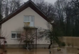 KIŠA NE PRESTAJE PADATI U Srpcu zaplavljeno 30 kuća, evo gdje je situacija najkritičnija