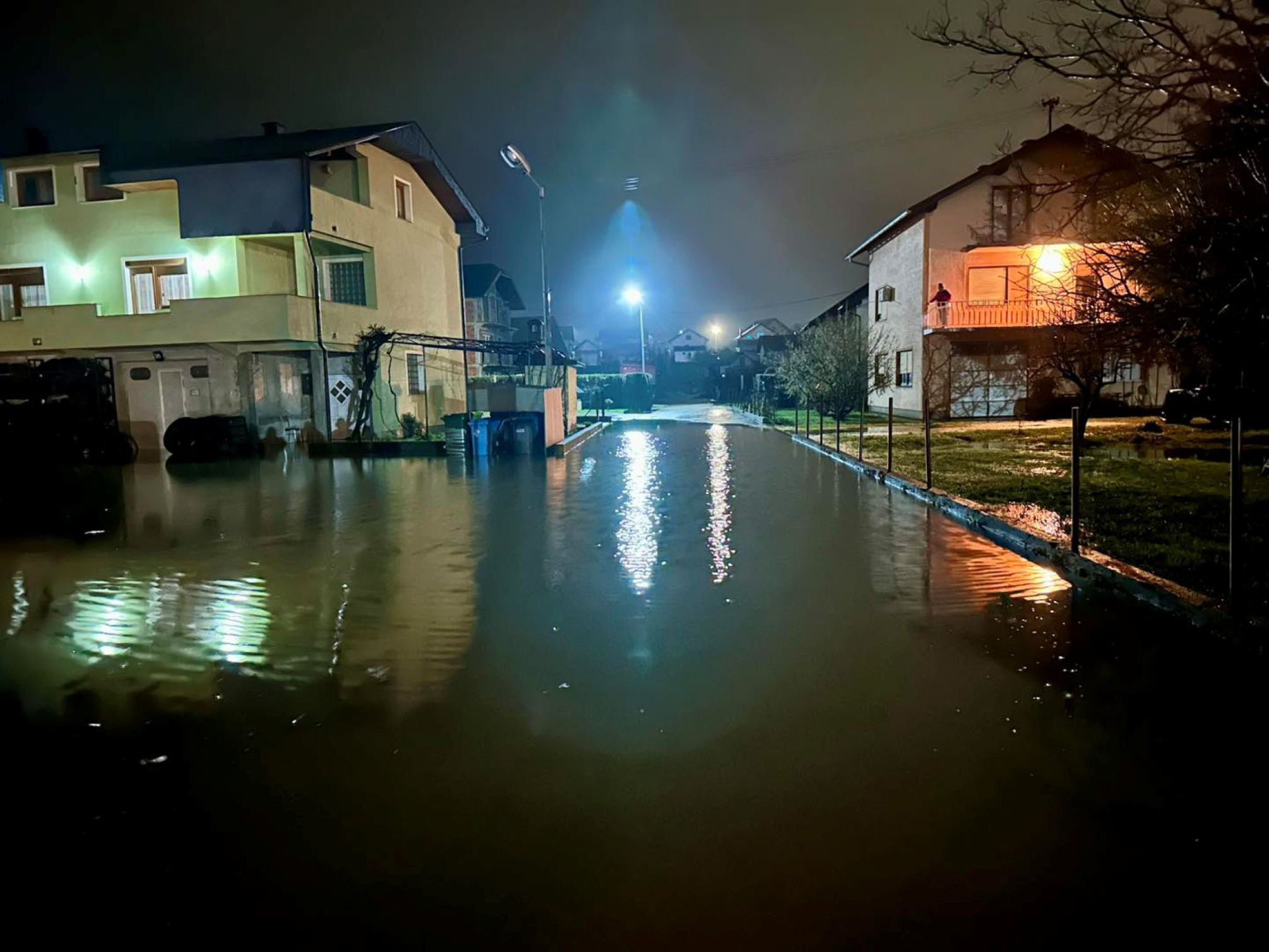 Drenova se preliva, građani uz korito Vijake pozvani na oprez