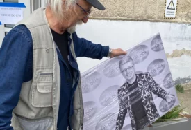 Prvo snimanje "Zvezda Granda" NAKON SMRTI SAŠE POPOVIĆA: U studio donijeli njegovu crno-bijelu sliku, emotivna scena ganula mnoge