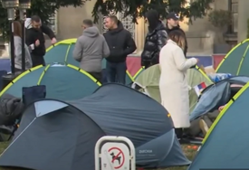 (FOTO) "Današnji dan donijeće MNOGO ISKUŠENJA za sve" Studenti iz Pionirskog parka tvrde da je za njima "jeziva noć"