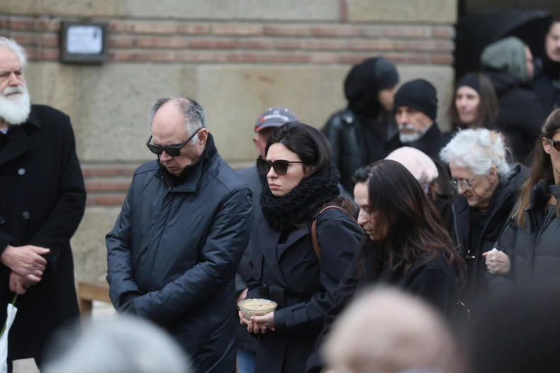 (FOTO) TUGA DO NEBA Glumac Svetislav Bule Goncić slomljen, cijela porodica neutješna zbog Aleksandrine smrti
