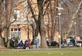 Dr Pejić ODGOVARA NA PITANJA ČITALACA Srpskainfo: Mogu li se simptomi šizofrenije pojaviti poslije 40. godine života