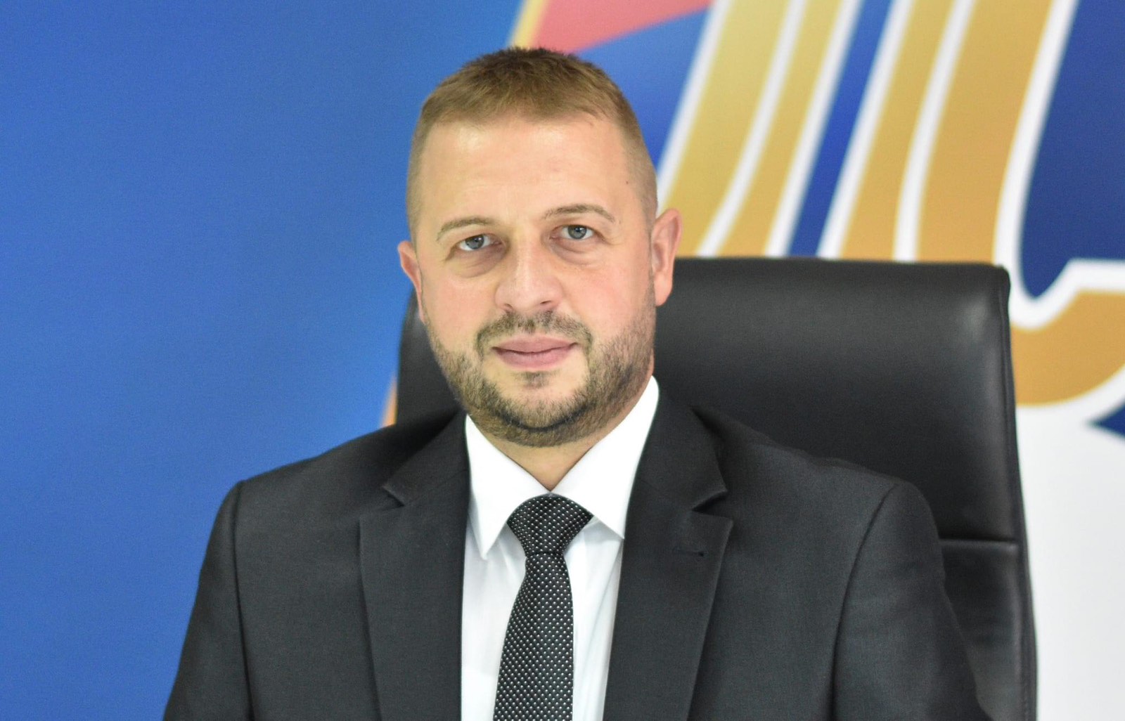 Vlast zavlači ruku u džepove građana