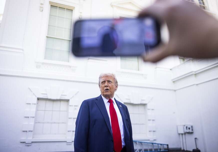  Donald Tramp 
